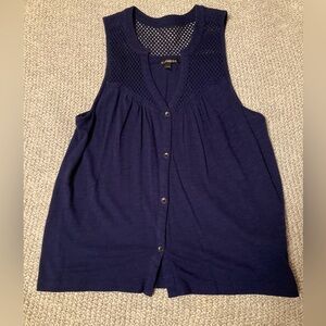 Express Navy/Indigo Netted V Neck Sleeveless Button Shirt